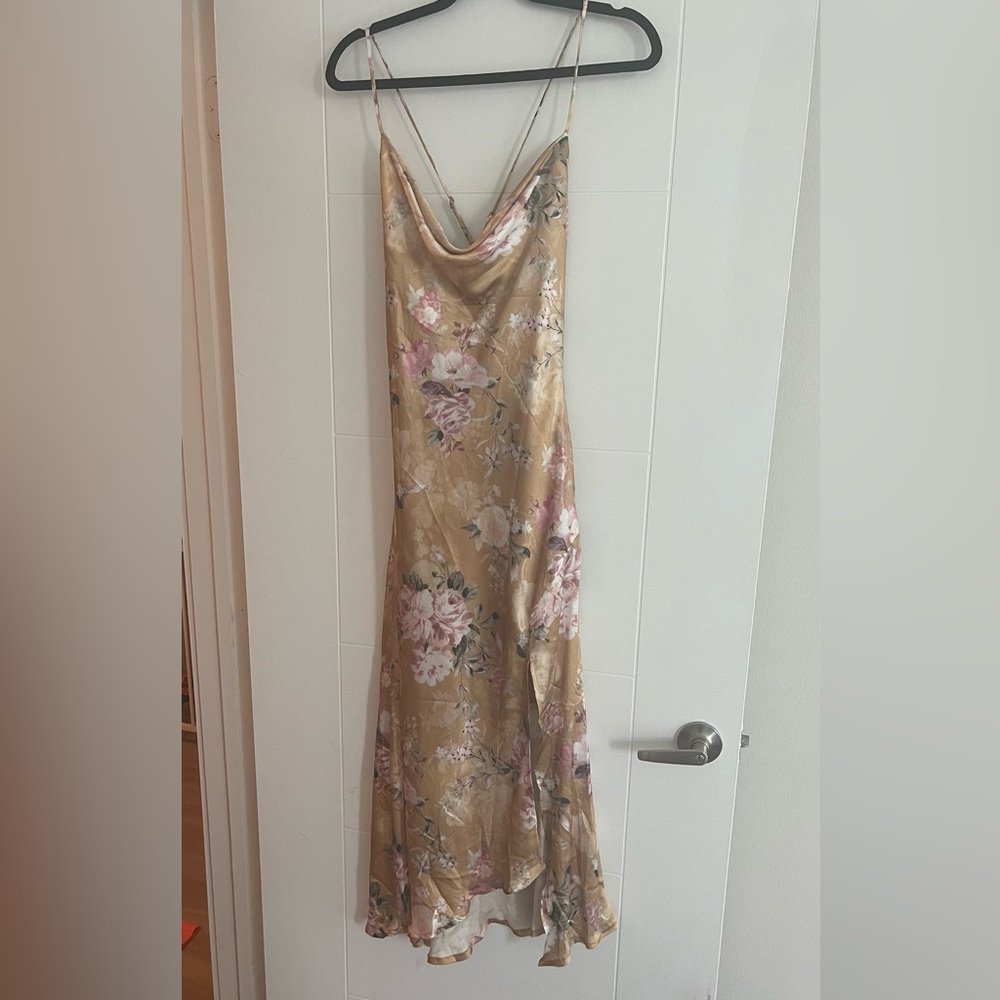 ASTR THE LABEL GAIA DRESS! New with tags, best seller at #revolve